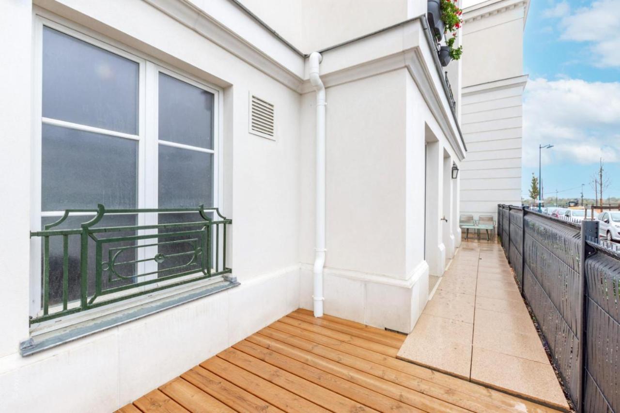 Ferienwohnung Le Jade By Plaza Serris Exterior foto